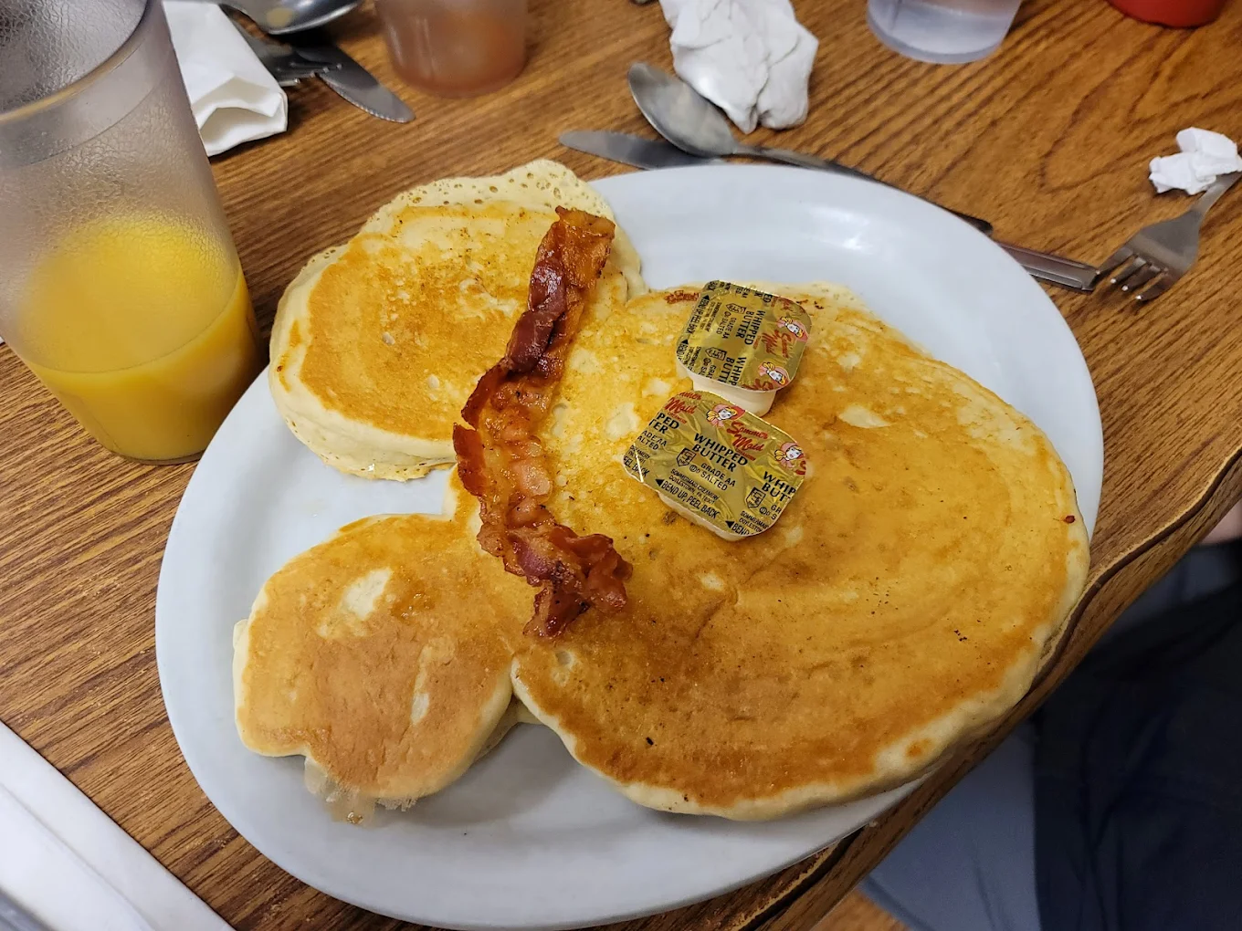 Pancakes & Bacon